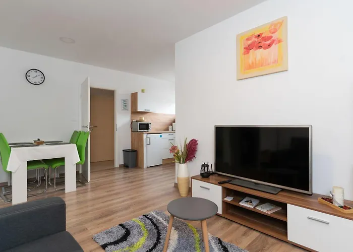 شقة Apartma Fantazija *